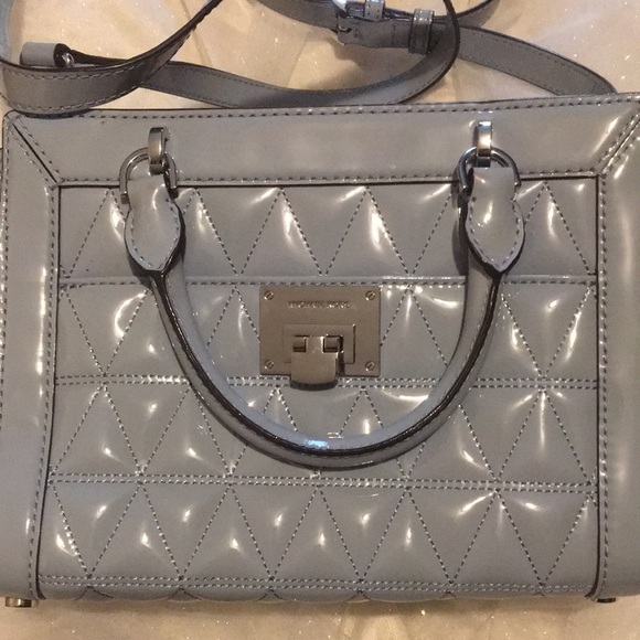 Michael Kors Handbags - Michael Kors Handbag. Vivianne
